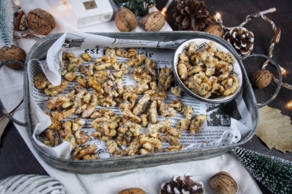 Karamelisierte Walnüsse mit Salbei - Genusswerke