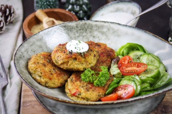 Couscous-Frikadellen mit Brokkoli und Käse - Genusswerke