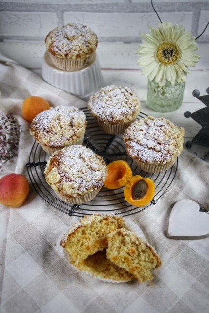 Aprikosen-Streusel-Muffins - Genusswerke