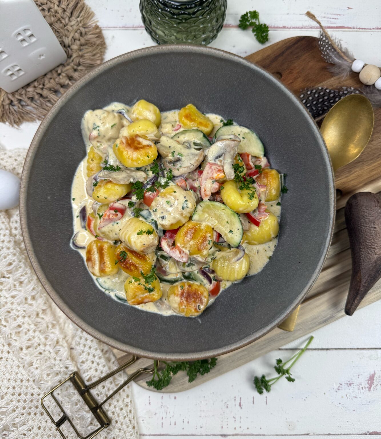 Cremige Gnocchi mit Champignons und Paprika - Genusswerke Cremige Gnocchi mit Champignons und Paprika - Genusswerke